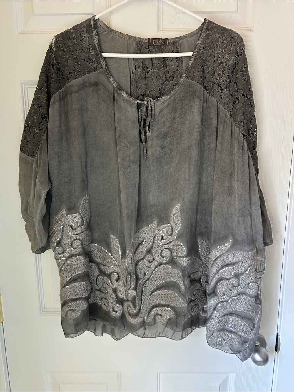 Lace-Shoulder Embroidered Tunic Top - Gray